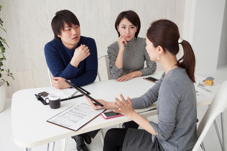爱房中介 那抹奔波在找房路上的温暖身影